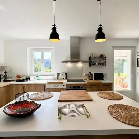 Charmante Maison De Plain Pied - 700m Des Plages Semesterbostad Ploemeur